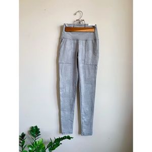 aerie Chill Camo Pocket Legging